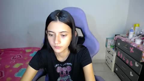 Snapshot of salome_fox4 chatting on 5, 11, 2025 salome online show from 5, 11, 2025