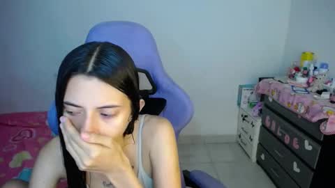 Snapshot of salome_fox4 chatting on 12, 11, 2025 salome online show from 12, 11, 2025