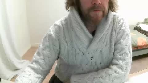 Saltimbanquier  Salt  ou  Banquier  online show from 4, 2, 2025