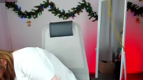 Snapshot of salut_love chatting on 14, 12, 2024 Ruby online show from 14, 12, 2024