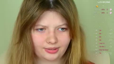 Snapshot of salut_love chatting on 28, 2, 2025 Ruby online show from 28, 2, 2025