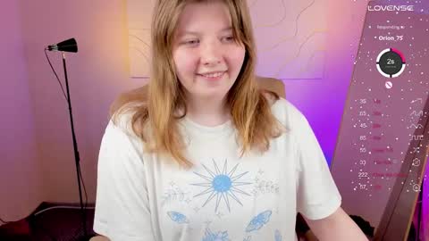 Snapshot of salut_love chatting on 8, 3, 2025 Ruby online show from 8, 3, 2025