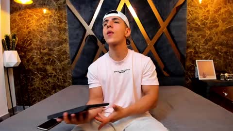 SALVATORE online show from 17, 1, 2025