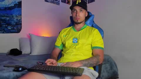 Snapshot of salvatore_dereck chatting on 14, 2, 2026 online show from 14, 2, 2026