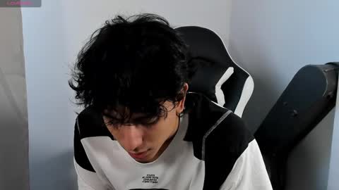 Snapshot of salvatore_montt chatting on 15, 2, 2025 salvatore_montt online show from 15, 2, 2025