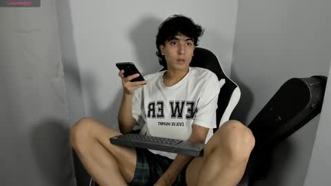 Snapshot of salvatore_montt chatting on 16, 2, 2025 salvatore_montt online show from 16, 2, 2025