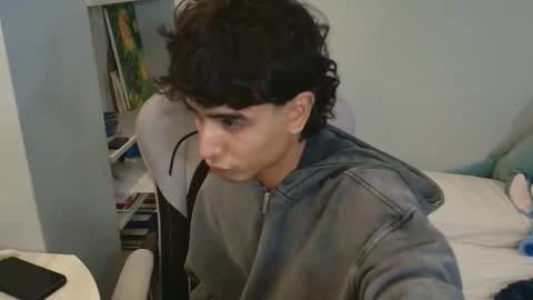 Snapshot of salvatore_montt chatting on 17, 10, 2025 salvatore_montt online show from 17, 10, 2025