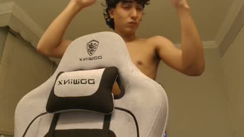 Snapshot of salvatore_montt chatting on 19, 10, 2025 salvatore_montt online show from 19, 10, 2025