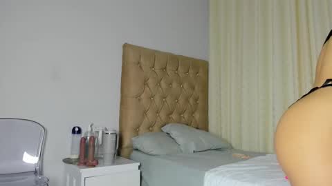 Maddyluxe online show from 27, 10, 2025