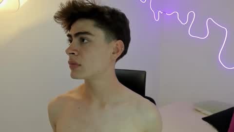 Snapshot of sam_clarkk chatting on 9, 11, 2025 Sam Clark online show from 9, 11, 2025