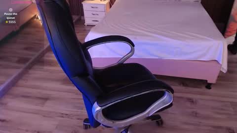 SAM MANSON online show from 28, 11, 2025