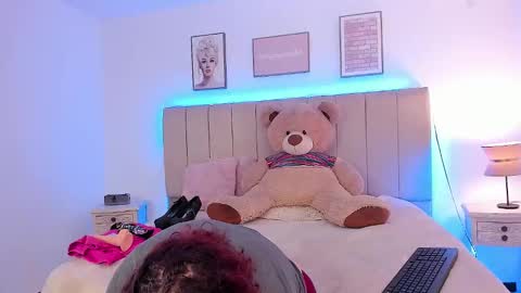 Samantha  online show from 16, 12, 2025