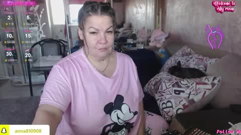 Snapshot of samanta_shy chatting on 30, 10, 2025 Marry online show from 30, 10, 2025