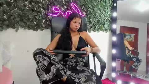 Snapshot of samantaortiz_ chatting on 18, 11, 2025 samantaortiz_ online show from 18, 11, 2025