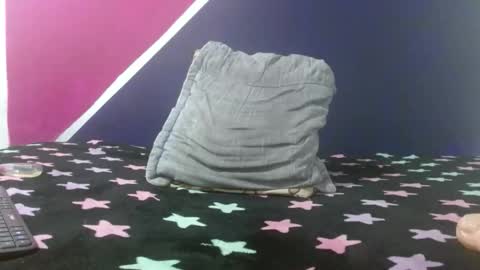 SAMANTHARUIZ18 online show from 22, 12, 2025