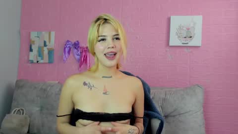 samantha_browwnn online show from 20, 12, 2024