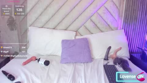 Samantha  online show from 6, 12, 2024