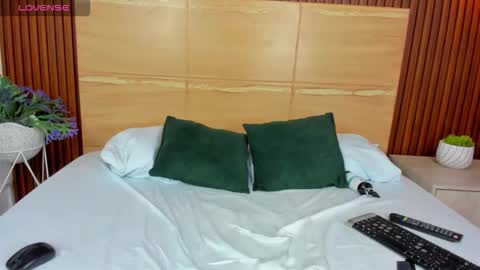 S A M A N T H A online show from 14, 12, 2025