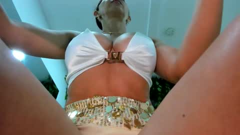 Snapshot of samantha_milfs chatting on 25, 11, 2025 samantha_milfs online show from 25, 11, 2025