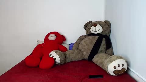 Samanthaa Smitt online show from 12, 2, 2025