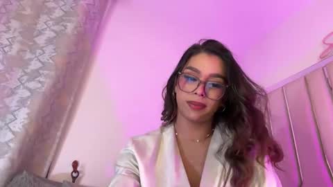 Snapshot of samanthabernardo_ chatting on 3, 3, 2026 Samantha Bernardo online show from 3, 3, 2026