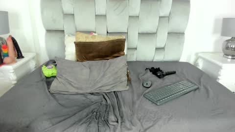 Samantha online show from 3, 1, 2025