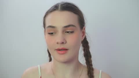 samanthajnss online show from 28, 2, 2025