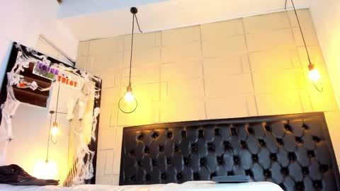 Snapshot of samanthamilan chatting on 30, 10, 2025 Alejandra online show from 30, 10, 2025