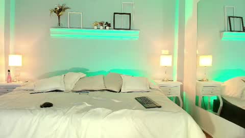 Snapshot of samanthamilf__ chatting on 26, 2, 2025 Samanta online show from 26, 2, 2025