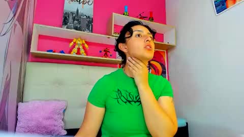 Snapshot of samanthamoonsx chatting on 8, 1, 2025 Samantha online show from 8, 1, 2025