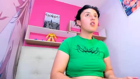 Snapshot of samanthamoonsx chatting on 8, 1, 2025 Samantha online show from 8, 1, 2025