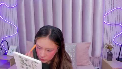 Snapshot of samanthapeachs chatting on 19, 11, 2025 Alejandra online show from 19, 11, 2025