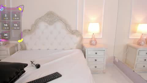 Samantha  online show from 24, 11, 2025