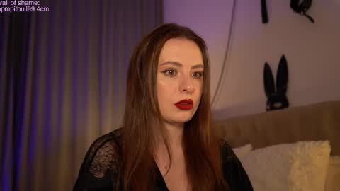 Snapshot of samanthavixen chatting on 1, 2, 2025 Goddess Samantha Vixen online show from 1, 2, 2025