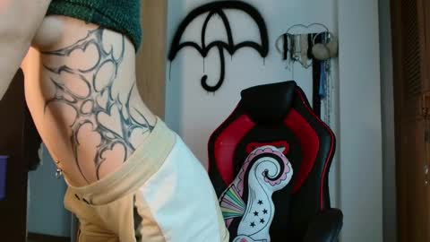 lil sam online show from 28, 2, 2025