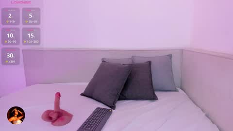 samara_hale online show from 22, 12, 2025