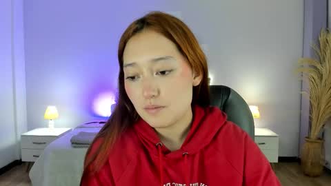 Snapshot of samara_hilton_2 chatting on 12, 10, 2025 samara_hilton_2 online show from 12, 10, 2025