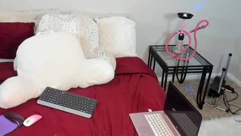 Yaya online show from 3, 1, 2025