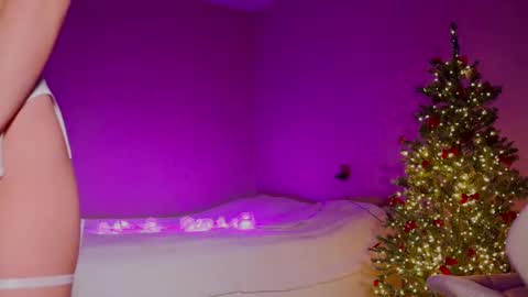 Snapshot of samdemia chatting on 20, 12, 2024 Sam Demia online show from 20, 12, 2024