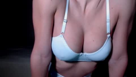 Snapshot of samdemia chatting on 22, 11, 2025 Sam Demia online show from 22, 11, 2025