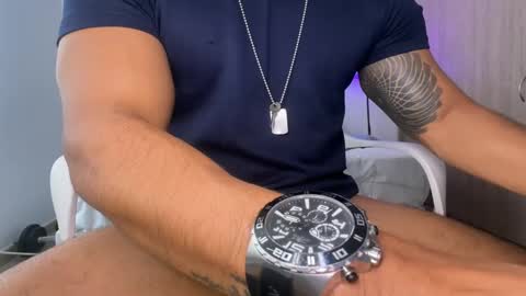 Sam Dornan online show from 8, 2, 2025