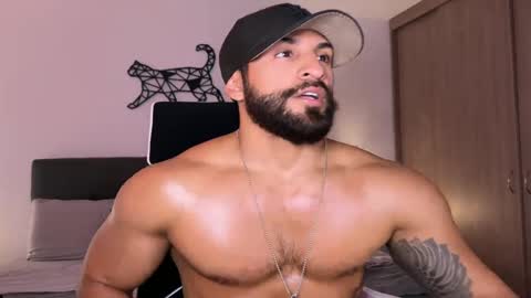 Sam Dornan online show from 5, 3, 2025