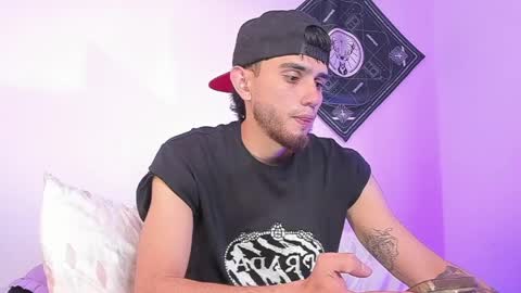 Snapshot of samevansx chatting on 8, 4, 2026 samevansx online show from 8, 4, 2026