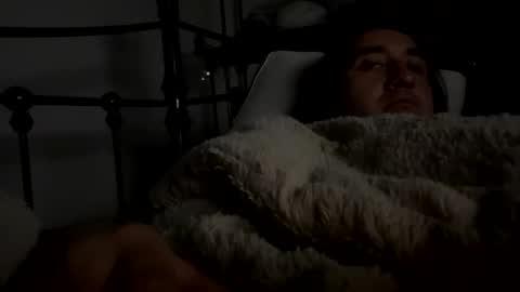 Snapshot of samplenini chatting on 30, 10, 2025 crazy runt online show from 30, 10, 2025