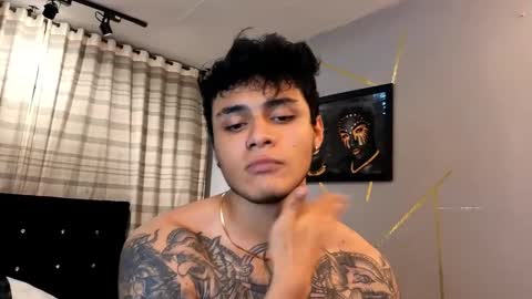 samu_lara online show from 7, 10, 2025