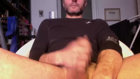 Snapshot of samuel802984 chatting on 19, 2, 2025 Samuel online show from 19, 2, 2025