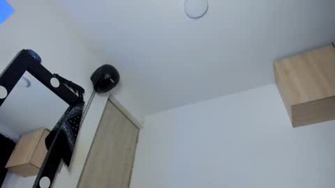 Snapshot of samuel_suarez chatting on 26, 11, 2025 online show from 26, 11, 2025