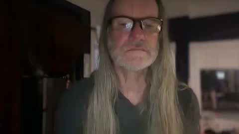 Snapshot of samuelsometimes chatting on 4, 12, 2025 Samuel or Samantha online show from 4, 12, 2025