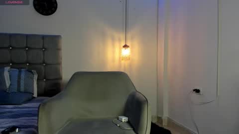 Snapshot of samxx_muscle chatting on 18, 10, 2025 samxx_muscle online show from 18, 10, 2025