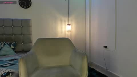 Snapshot of samxx_muscle chatting on 13, 11, 2025 samxx_muscle online show from 13, 11, 2025